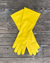 Load image into Gallery viewer, Super hero LONG gauntlet leather gloves