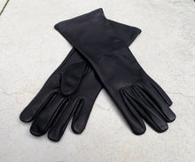 Load image into Gallery viewer, Super hero MEDIUM length gauntlet leather gloves